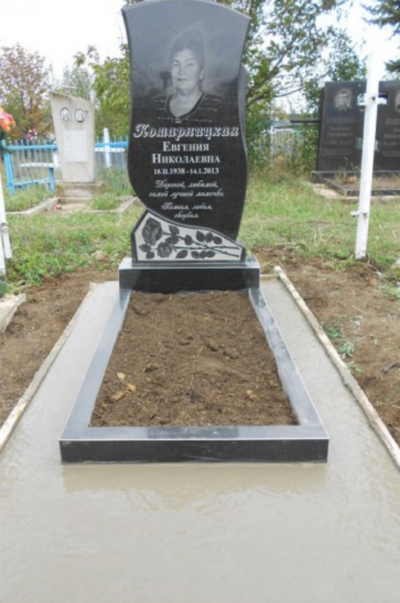 Памятник из гранита - заказать МОДЕЛЬ № 127